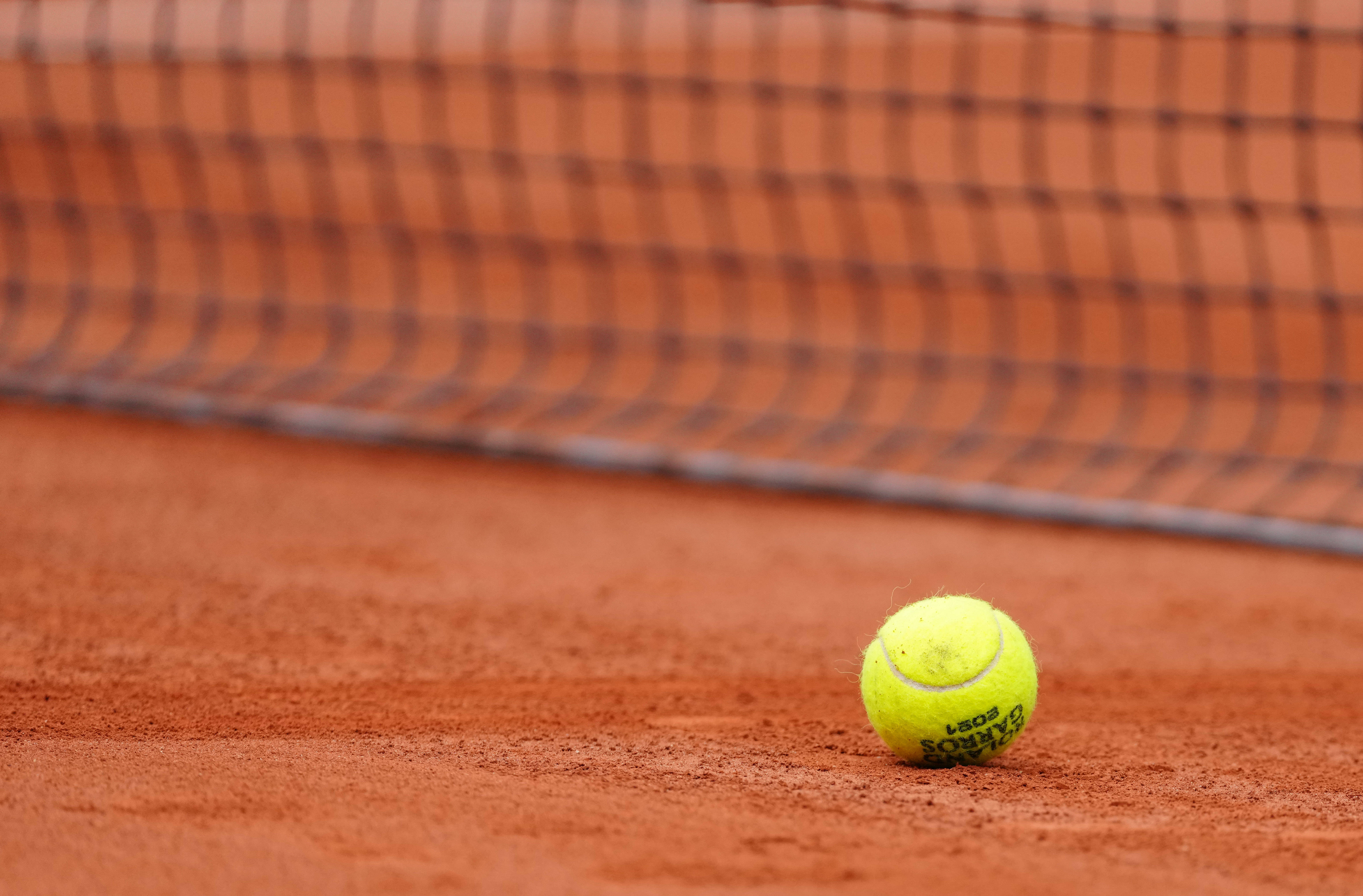 她迫使何卓 她迫使何卓