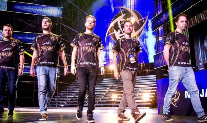 名更新中看 名更新中看